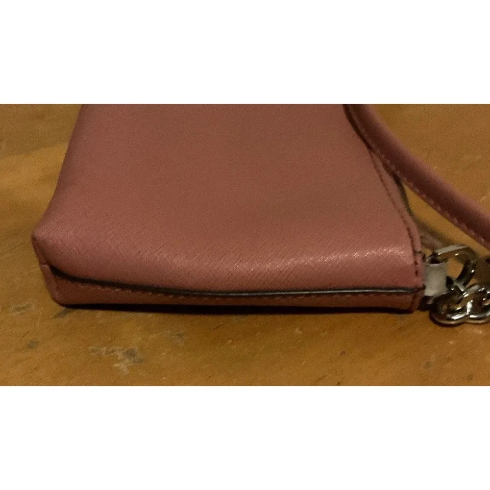 Calvin Klein‎ Cross Body Pink/Rose Purse With Chain On Strap